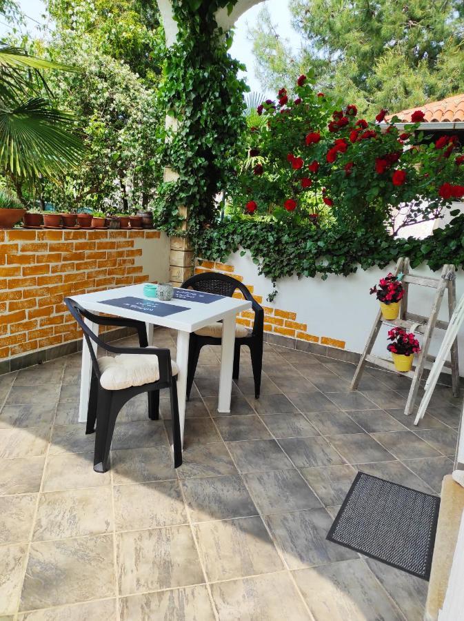 Casa Nostra II Appartement Funtana Buitenkant foto