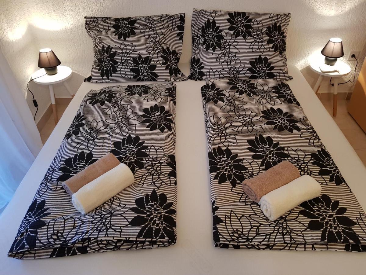 Casa Nostra II Appartement Funtana Buitenkant foto
