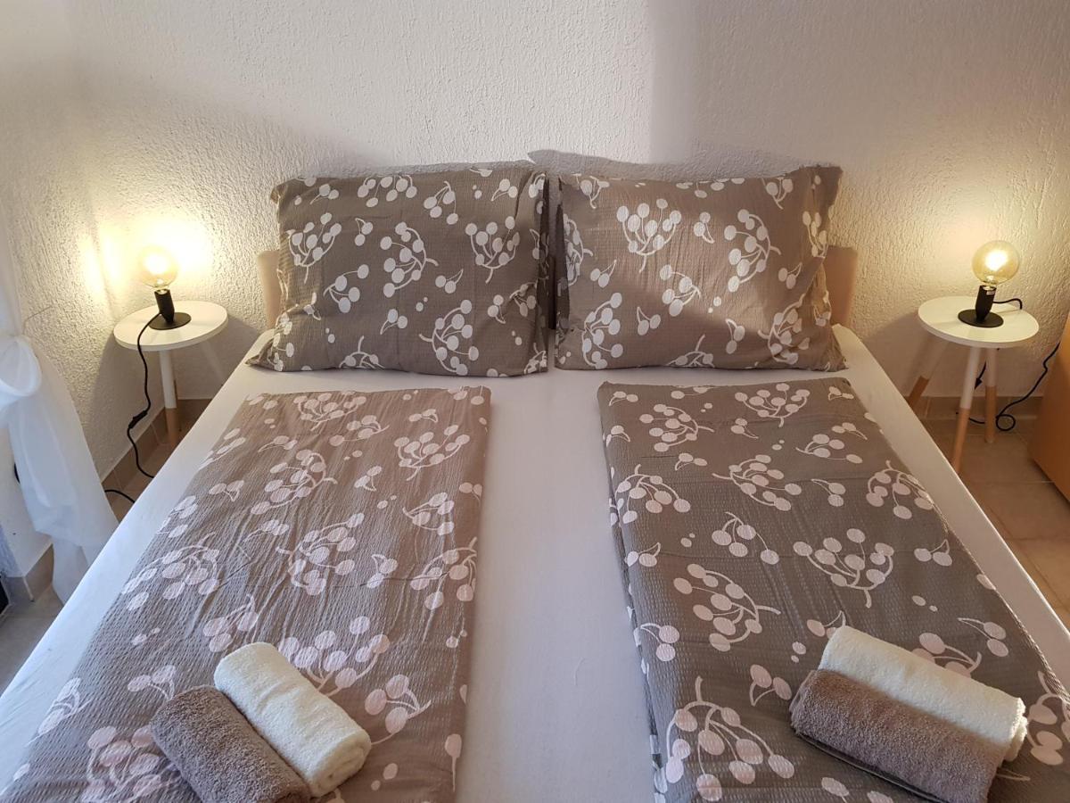 Casa Nostra II Appartement Funtana Buitenkant foto