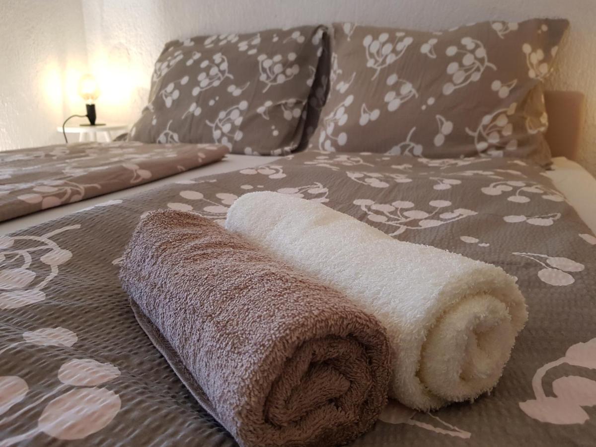 Casa Nostra II Appartement Funtana Buitenkant foto