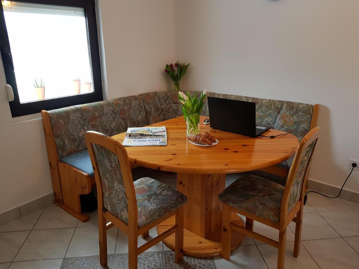 Casa Nostra II Appartement Funtana Buitenkant foto