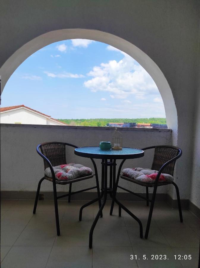 Casa Nostra II Appartement Funtana Buitenkant foto