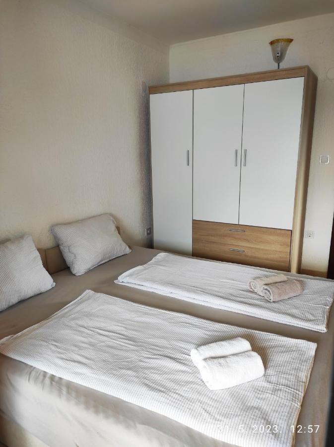 Casa Nostra II Appartement Funtana Buitenkant foto