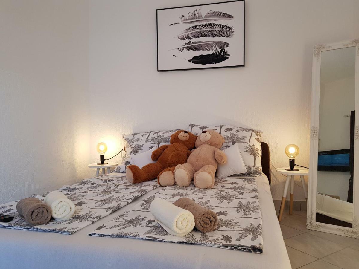 Casa Nostra II Appartement Funtana Buitenkant foto