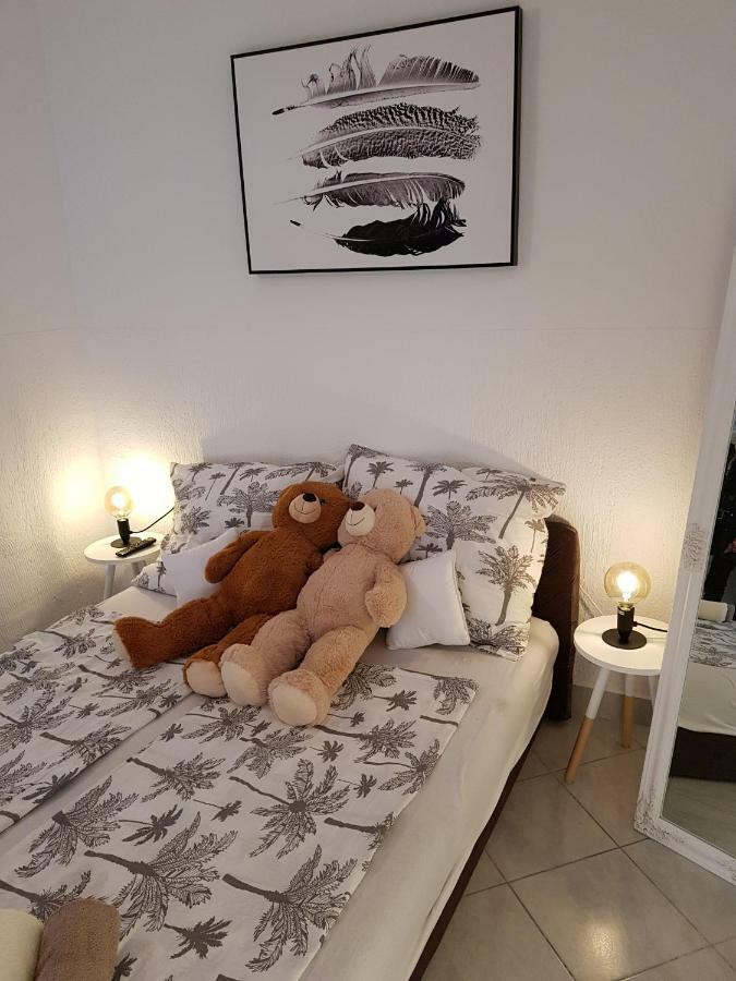 Casa Nostra II Appartement Funtana Buitenkant foto